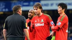 Vicente del Bosque siguió a Michu en el empate del Swansea