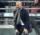 La plantilla presiona a Guardiola para que renueve su contrato