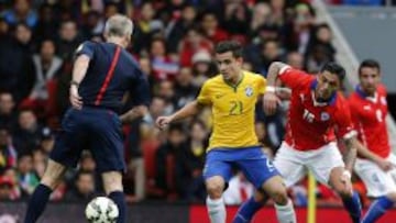 Rodrigo Millar estuvo presente ante Brasil e Ir&aacute;n en la gira de La Roja. 