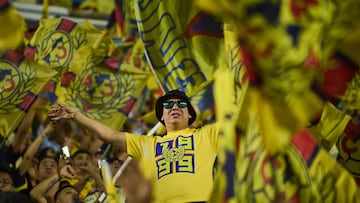 Fans o Aficion during the Semifinal first leg match between America and Cruz Azul as part of the Liga BBVA MX, Torneo Apertura 2024 at Ciudad de los Deportes Stadium on December 05, 2024 in Mexico City, Mexico.