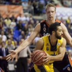 El Canarias roza la gesta y el Valencia consigue el 23-0