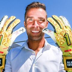 Cifuentes: "Mi sueño es subir con el Cádiz y retirarme con la permanencia"