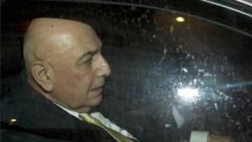 Galliani llega a Barcelona con Thiago Silva de fondo