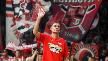Georgios Bartzokas, entrenador del Olympiacos.