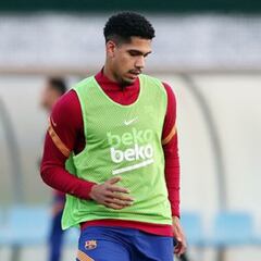 Ronald Araújo, al rescate