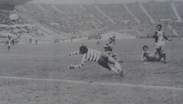 Vargas no es el primero: los otros ídolos de la U que tuvieron que pasar por Audax