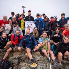 Piqué presenta la segunda camiseta: es blanca