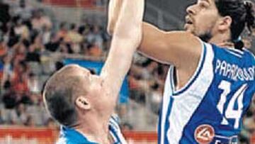 <b>TRIUNFO MADRIDISTA. </b>Papadopulos aportó ocho puntos a Grecia.