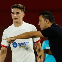 Why is Gavi not playing for Barcelona against Alavés in LaLiga?