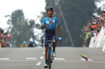 Tour Colombia - 17 de febrero de 2019. Nairo se quedó con la victoria en la sexta etapa. Fue la primera vez que compitió en el país.