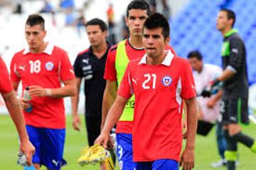 El ex mundialista sub 20 con Mario Salas pasó por Colo Colo, pero jamás se ganó el lugar en el primer equipo. Tras varios préstamos, el hermano de 'Rafa' hoy forma parte del plantel de Rangers.