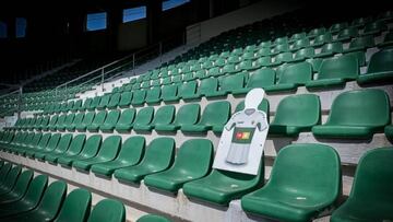 El Elche llenará parte de la grada con la silueta de sus aficionados