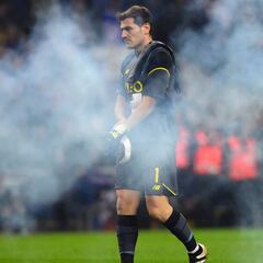 Las 5 atajadas más notables de Iker Casillas esta temporada