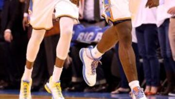 Serge Ibaka y Kevin Durant.