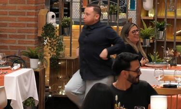 Carlos Sobera, desconcertado con el talento de un soltero de First Dates: Bailo el Palomo marchenero