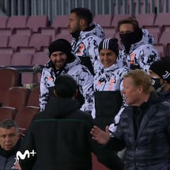La escena del banquillo de la Juve mofándose de Koeman con Dybala de 'cabecilla'