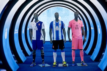 Equipación temporada 2022/2023
Espanyol