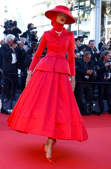 Rawdah Mohamed posa en la alfombra roja de Cannes. 