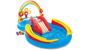 ?Ola de calor? Refrscate en la piscina con las mejores colchonetas hinchables