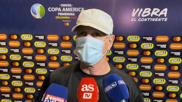 Ariel Longo, técnico de Uruguay, en la Copa América Femenina.