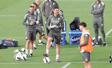 Dos bajas y muchos gritos