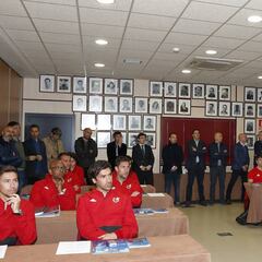 Raúl, Xabi Alonso y Xavi reciben el título de entrenador UEFA