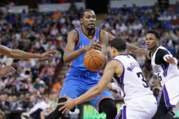 Kevin Durant puso fin a su racha de 41 partidos seguidos con 25 o más puntos.