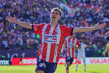  Mateo Klimowicz celebrate this goal 1-1 of San Luis during the 1st round match between Atletico San Luis and America as part of the Torneo Apertura 2024 Liga MX at Alfonso Lastras Stadium on July 06, 2024 in San Luis Potosi, Mexico.