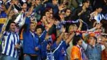 <b>NUEVO RECORD.</b> La gente está con el líder de Primera División y esto se ha se traducido en un récord de socios en la campaña de renovación con 27.334 abonados, aunque el club confía en alcanzar los 28.000 tras ofrecer 900 localidades más de abono.