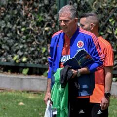 Queiroz le tiene preparador físico a James Rodríguez en Madrid