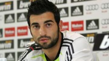 Albiol denuncia una campaña contra Casillas por el Balón de Oro.