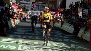 Resumen del Tour de Francia Etapa 12: Geraint Thomas gana en Alpe d'Huez y es m¨¢s l¨ªder