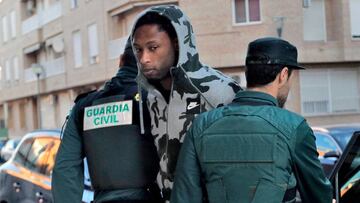 Rub&eacute;n Semedo escoltado por la Guardia Civil. 