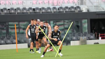 Argentina última su preparación para jugar ante Jamaica