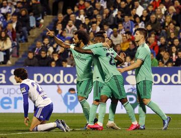 0-3. Vinicius celebró el tercer gol.