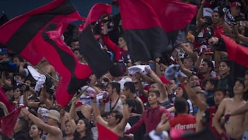 Barras de Atlas y Chivas planearían campal antes del Clásico Tapatío