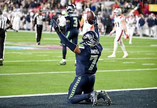La defensa de los Seahawks aniquila a los Patriots para ganar el anillo