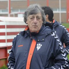 "Me pone estar en el barro"