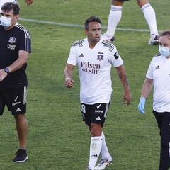 El dolor de Valdivia: jugó diez minutos y salió con molestias