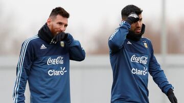 Soccer Football - International Friendly - Argentina training - Otkrytiye Arena, Moscow, Russia - November 7, 2017 Argentina's Lionel Messi and Sergio Aguero attend a training session ahead of their friendly match against Russia. REUTERS/Sergei Karpukhin