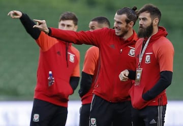 Wales' Gareth Bale and Joe Ledley before the match