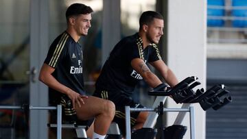 Brahim y Hazard recuper&aacute;ndose de sus respectivas lesiones.