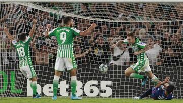 1x1 del Betis: Si arriba no resuelve, atrás es de cristal