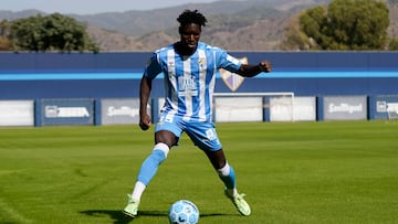 27/10/22 PRESENTACION COMO NUEVO JUGADOR DEL MALAGA

LUMOR