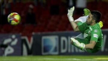 Camilo Vargas ganó 4 títulos con Santa Fe.