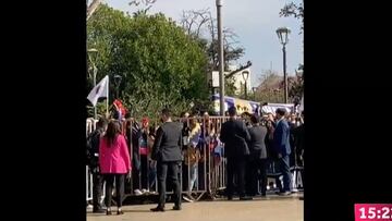 El piedrazo que casi recibió Boric en Coquimbo