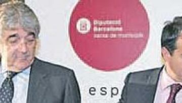 <b>JUNTOS. </b>Una imagen que no se veía desde el pasado 13 de enero en Montjuïc: Dani junto a Laporta.