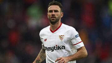 Miguel Lay&uacute;n, defensa del Sevilla. 