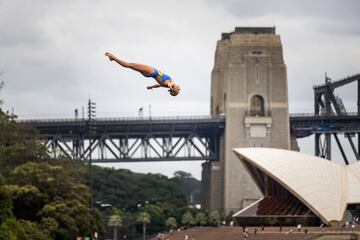 Las Red Bull Cliff Diving World Series
son un circuito internacional anual de competiciones de saltos de gran altura. Esta vez se está desarrollando en Sidney.