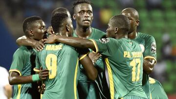 Senegal vence fácil a Túnez y presenta su candidatura